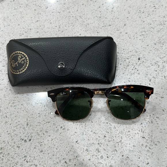 Ray-Ban Clubmaster Classic Tortoise Sunglasses, 51mm - Picture 4 of 11